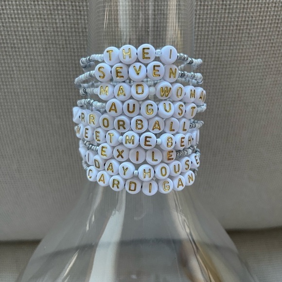 60-Pack Friendship Bracelets for Taylor Swift Eras Film. **Top Seller** - Picture 9 of 16